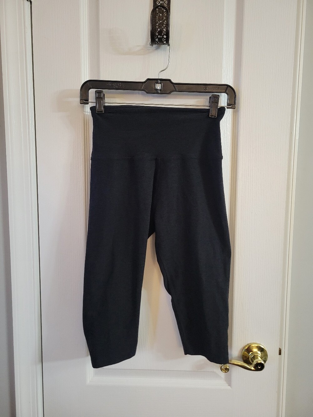 Beyond Yoga Spacedye High Waisted Pedal Pusher Leggings Darkest Night Size Small